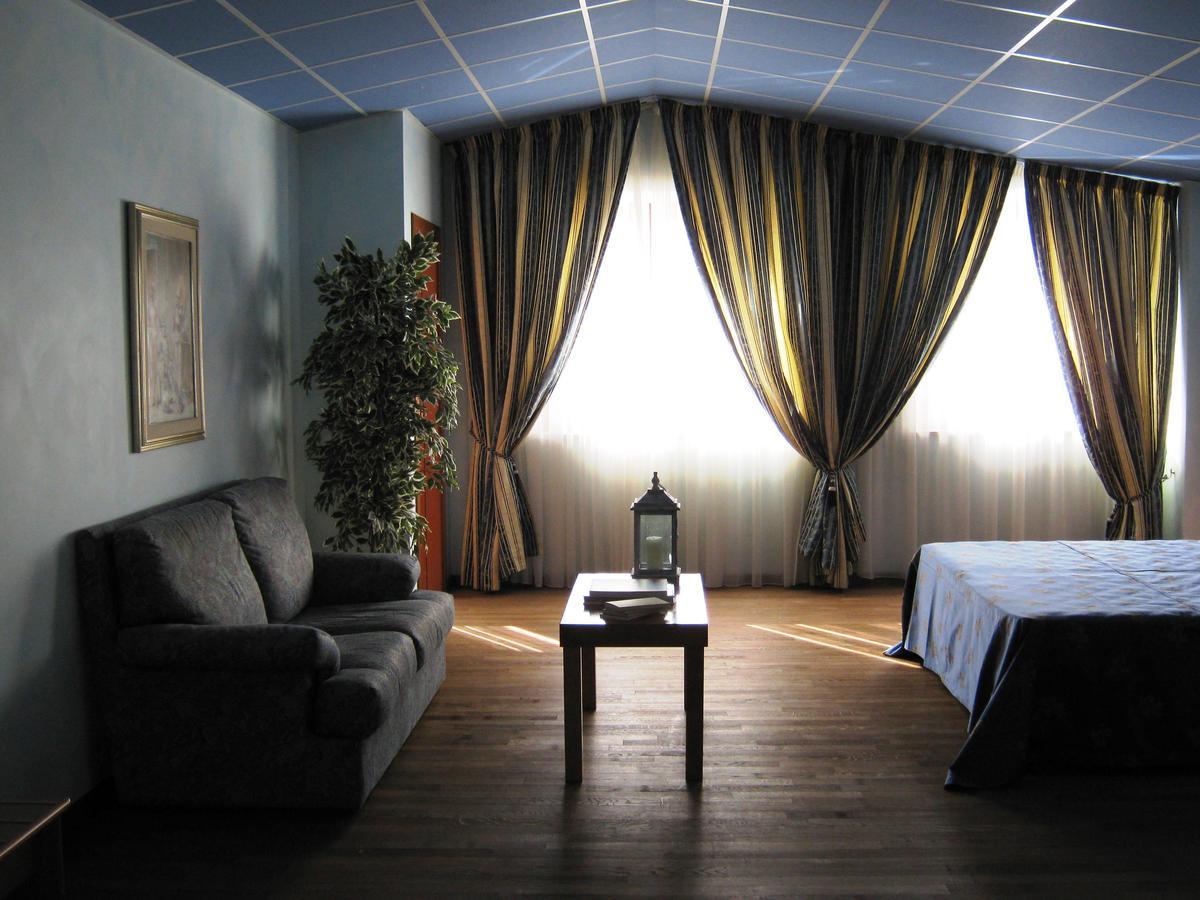 Hotel Villa D'Evoli Castropignano Quarto foto