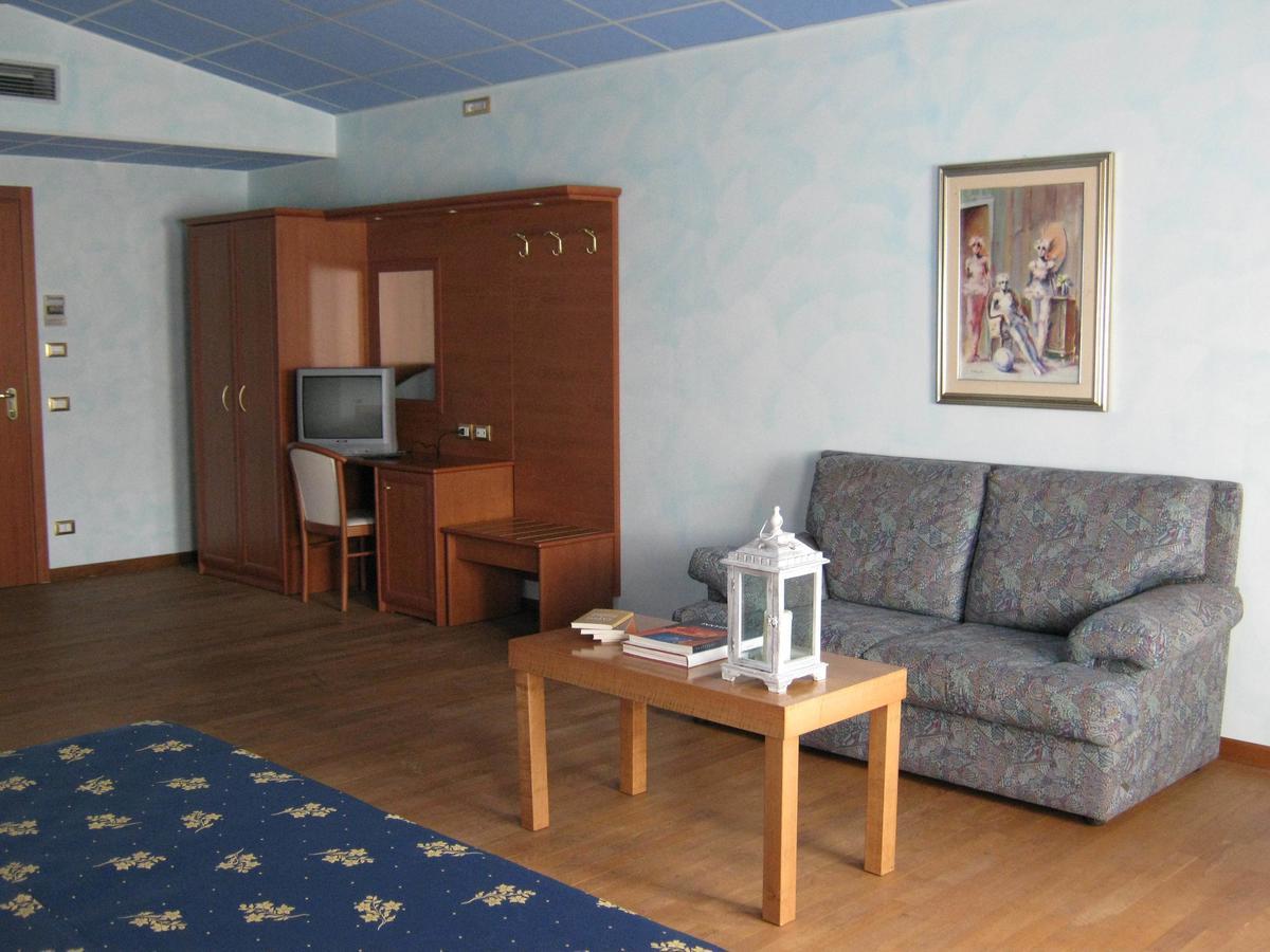 Hotel Villa D'Evoli Castropignano Quarto foto